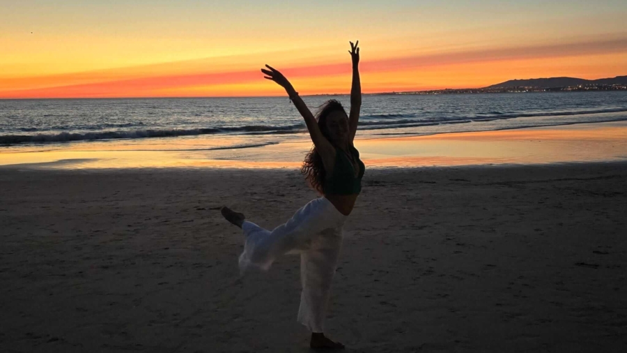 Praia na Costa da Caparica para o Equinox Dance 2024 - Dany Dhen